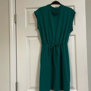 Women's Short Sleeve Extended Shoulder A-Line Dress
